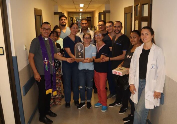 La reliquia de Santa Mama Antula inició su recorrido por comunidades de Posadas