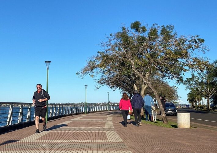 Actividad física en adultos mayores y educación integral, dos ejes en crecimiento en Posadas